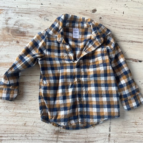 5/$25 Carters cotton flannel 18 months - Picture 1 of 2